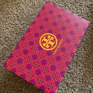 Tory burch empty shoes box